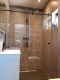 Glazen-wand-douche-douchewand-douchedeur-glas-railsysteem-glaskoning2